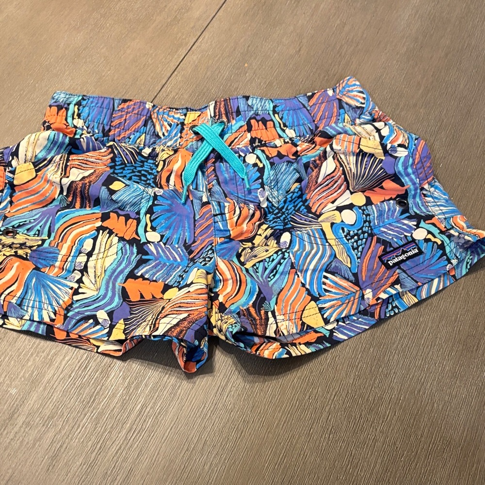 Patagonia Women's Vibrant Leaf Print Shorts - Blue and Orange